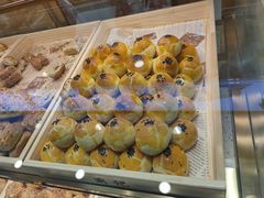 豆沙蛋黄酥-周记传统糕点PASTRY(蜀汉路店)