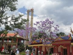 -七彩云南欢乐世界