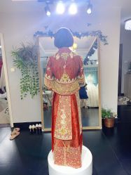 -雪莉美妆婚纱馆