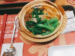 -华记煲仔华·煲仔饭(市桥易发店)