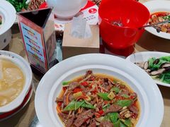 -渝信川菜 · 川味家常菜(财富购物中心店)