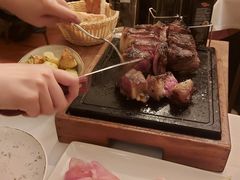 -奥斯特牛排馆(美第奇宫店)