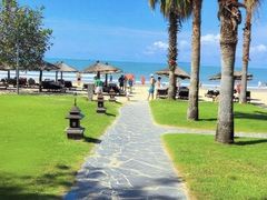 -三亚湾海居铂尔曼度假酒店