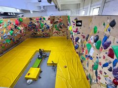 -问山MountQuest攀岩馆