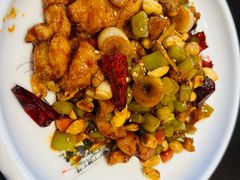 -川流不息·地道川菜·小龙虾(松东路店)