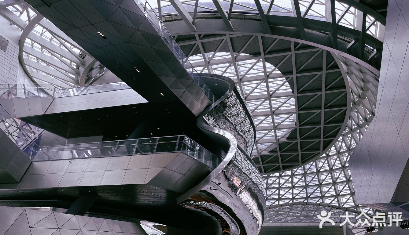 深圳新展安尼施卡普尔大型个展