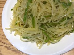 炒土豆丝-方城小吃店