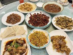-川人川菜馆·小龙虾·鲜虾现做(黄山路店)