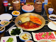 -周师兄大刀腰片火锅(洪崖洞旗舰店)