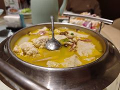 -荷花亭·湖北融合菜(中商广场店)