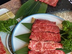 -炼火烤肉店