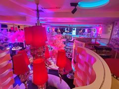 -巴特餐饮6加1音乐餐吧·新疆菜