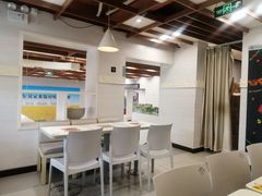 -老娘舅餐厅(黄龙体育中心店)