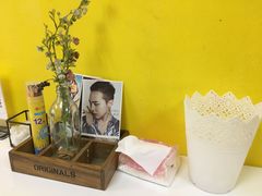 -志龙皇冠吃货椰子铺