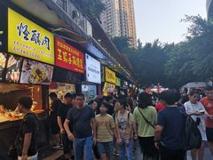 -八一好吃街·高品美食广场