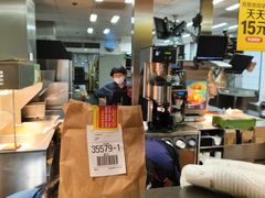 -麦当劳(军博店)