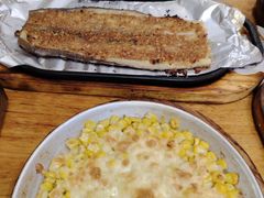 -老东镇啤酒屋海鲜加工·蒸汽海鲜·海鲜烧烤(台东店)