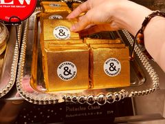 迪拜风味巧克力开心果块-B&C黄油与面包·THE GARDEN BAKERY概念店(世纪汇店)