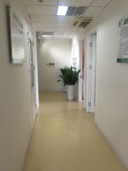 -苗方清颜专业祛痘连锁机构