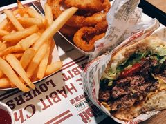 -The Habit Burger Grill 哈比特汉堡(复兴soho店)
