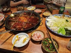 -周小明火锅(黑金冠社区店)