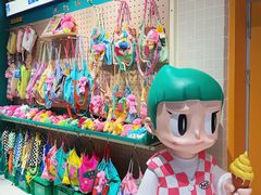 -燕莎奥特莱斯购物中心