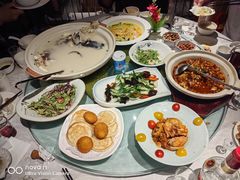 -鄱阳湖·江西小炒·瓦罐煨汤(五道口店)