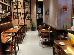 -8PINTS八品脱·日料·烧鸟·精酿小酒馆(莘庄店)