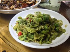 -芦茨金富饭庄·25年老字号·专做稻草鸡