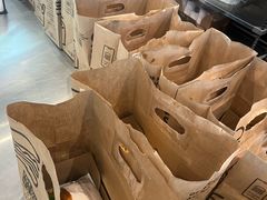 -爱德华·劳伦斯·洛根将军国际机场