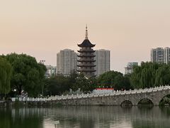 -楚秀园