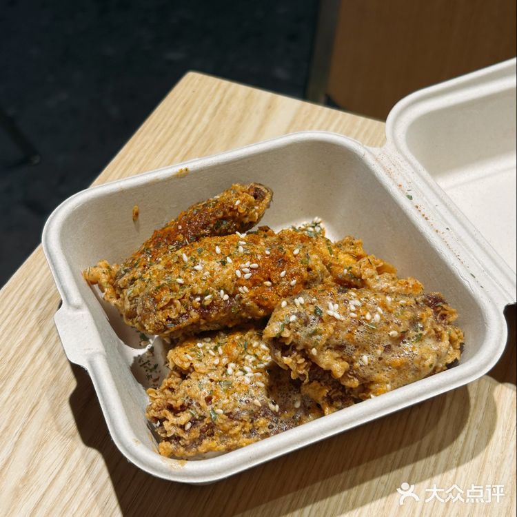 咸蛋黄鸡翅真的 我能连吃三天不腻！！