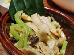 舂青花椒爆牛肚-云海肴·汽锅鸡·云南菜(高德置地店)