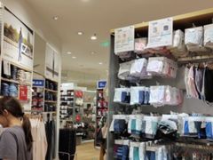 -优衣库(南宁江南万达店)