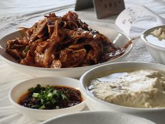 凉拌白肉+猪耳朵-元通黄豆花