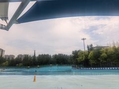 -汤山欢乐水世界