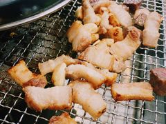 -肉甲韩国木炭烤肉(新壹街1店)