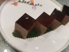 -景月阁空中食府(希尔顿酒店)