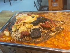-在巷子里的烤肉店·螺蛳粉烤鱼·牛蛙(和美城店)