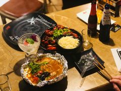 -何师烧烤·香辣蟹·川菜·30年老品牌(太古里旗舰店)