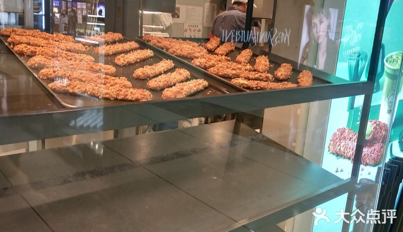 夏天和冰激凌更配哦