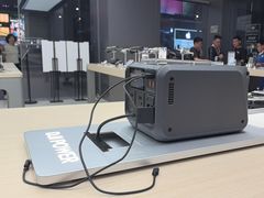 -DJI大疆(深圳华强北曼哈授权体验店)