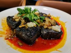 -霸蛮湖南菜·牛肉粉(荣京西街店)