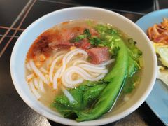 -广州南站万科中心亚朵酒店