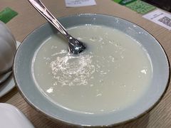 -佰搭果·广式茶餐厅(西华路店)