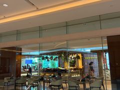 -怡咖啡海鲜自助餐厅(浦东香格里拉店)