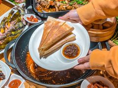 -小小河边鱼(天润城店)