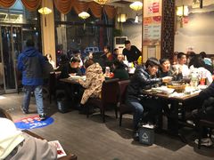 大堂-华盛园卷子王农家菜水库鱼