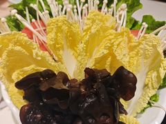 -黄记煌三汁焖锅(新佳丽江汉路店)