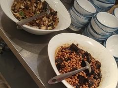 -老码头黑皮肘子锅包肉(赣水路店)